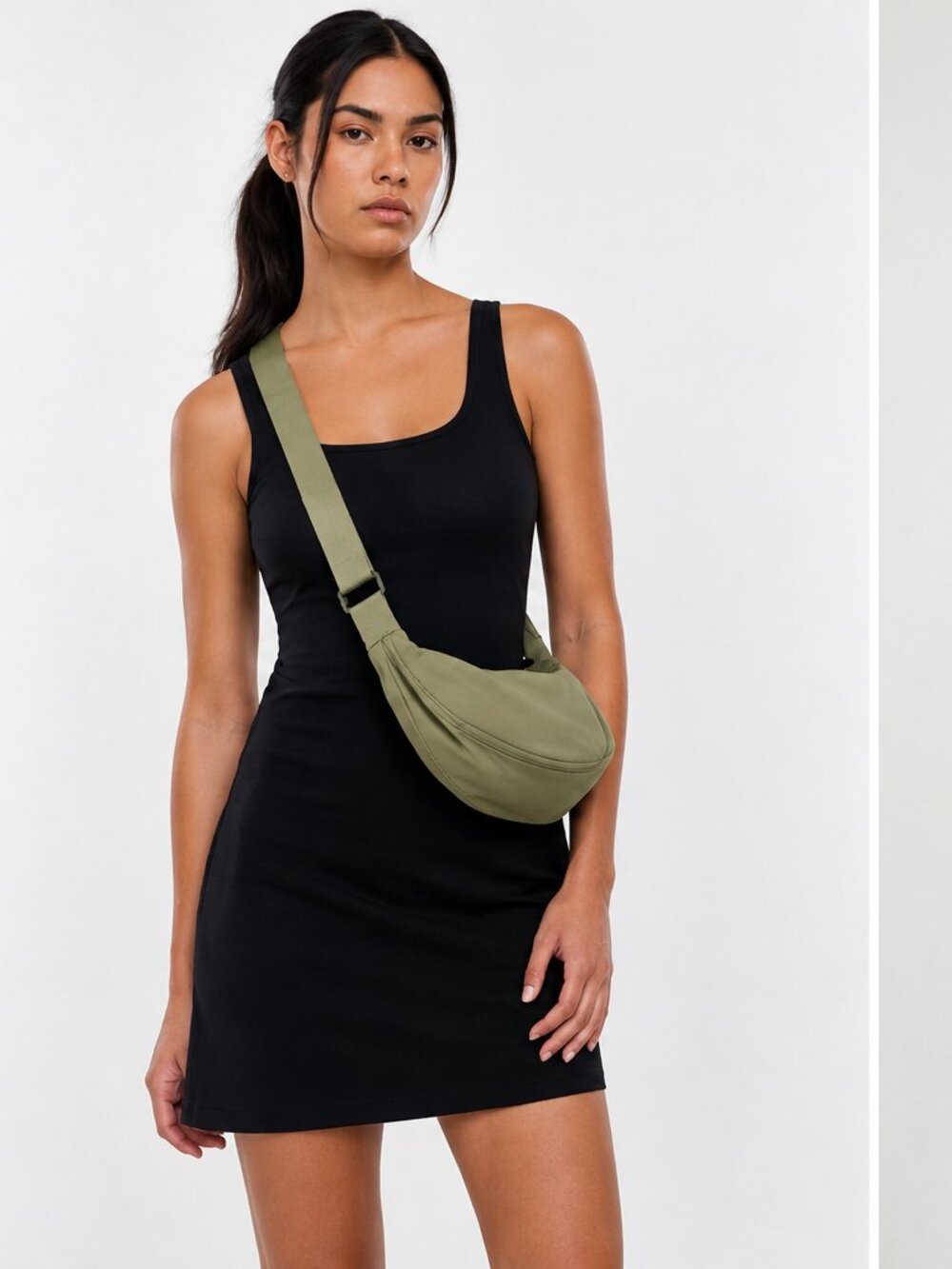 GapFit Women’s Olive Green Sling Bag Adjustable Crossbody Belt Bag One Size.